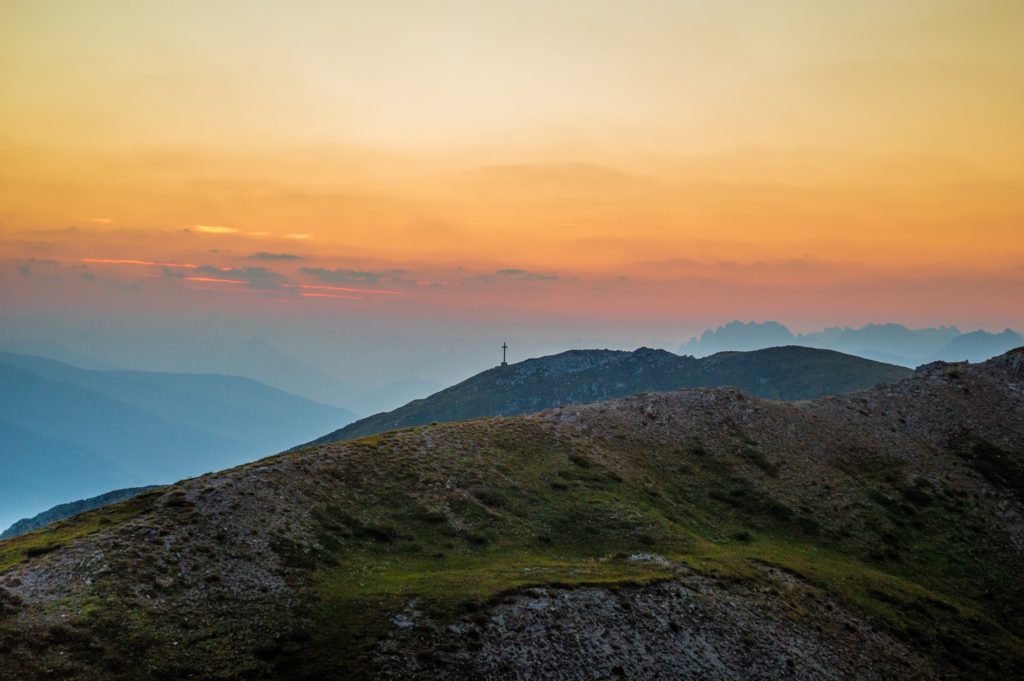 Overview of a mountain range